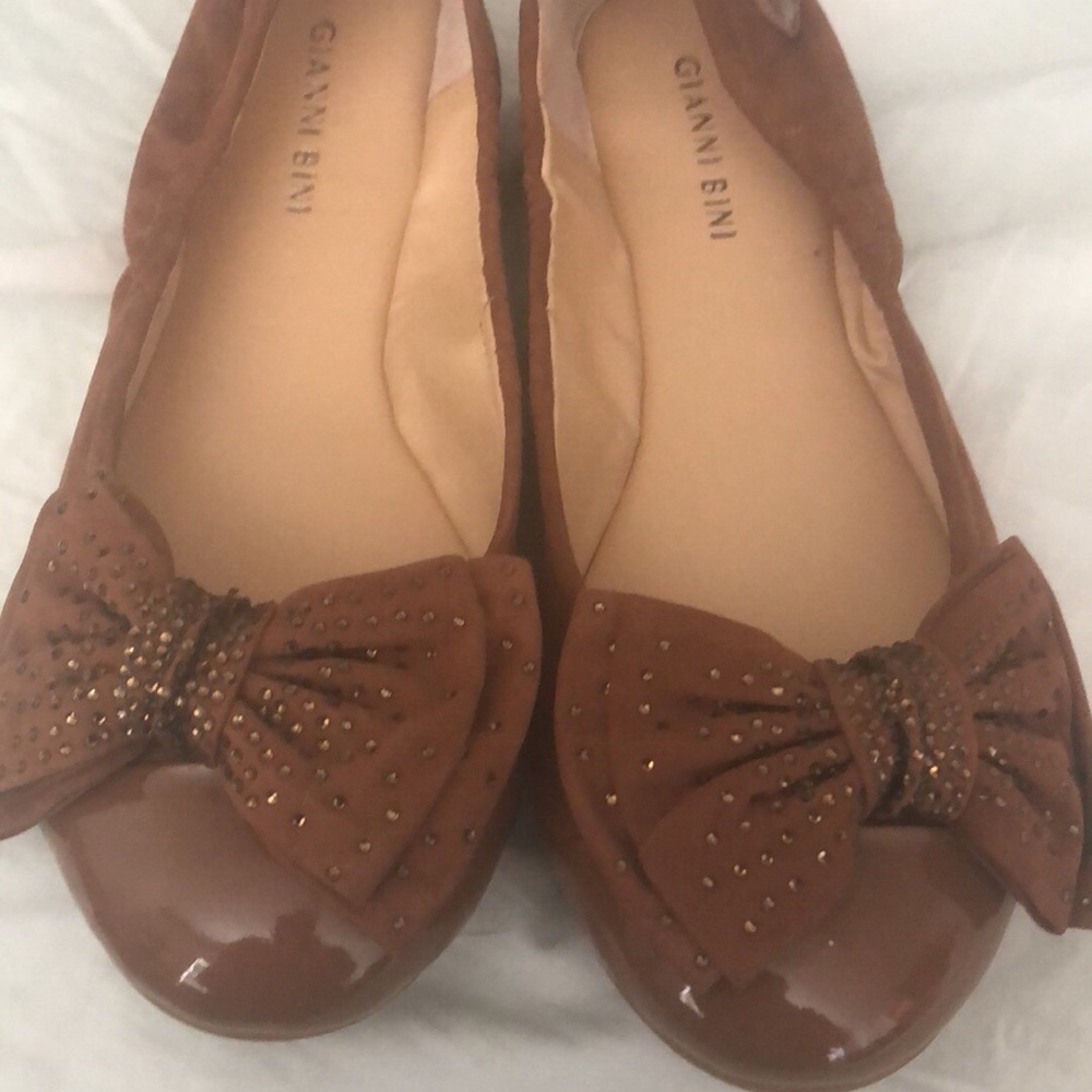 Gianni Bini flats size 8